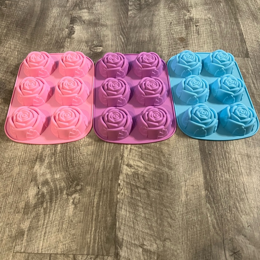 Molds for baking or use to make ice
